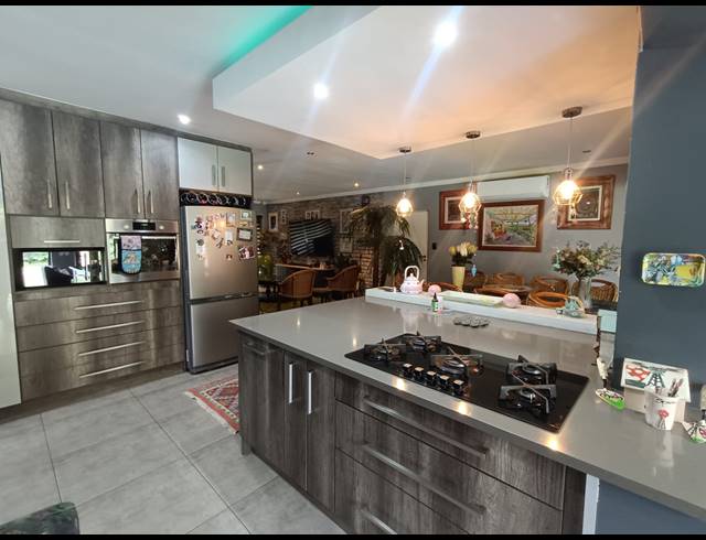 3 BEDROOM HOUSE FOR SALE IN VANDERBIJLPARK SW 2